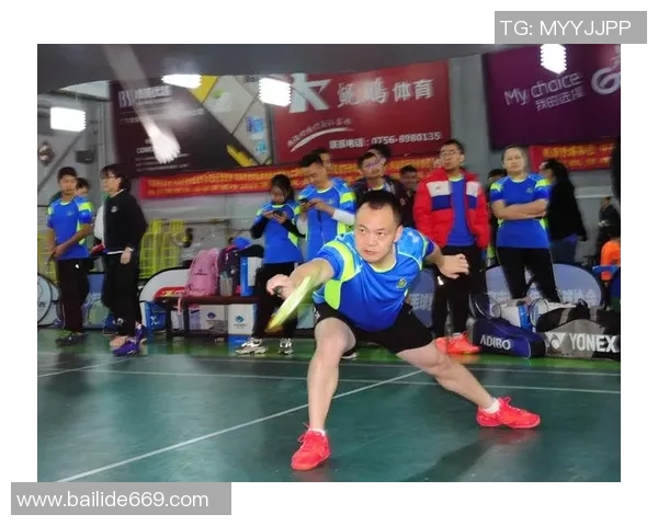广州羽毛球队在精英赛中的耐力表现分析与启示
