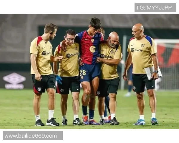 老足球明星重返球场精彩瞬间视频回顾与分析 老足球明星重返球场精彩瞬间视频回顾与分析